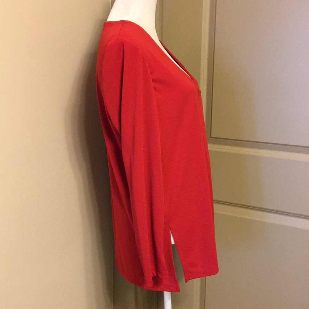 Lightweight One-Button Cardigan - Picture 2 of 8